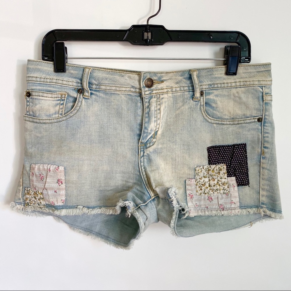 Cutoff Denim Shorts with Floral Patches